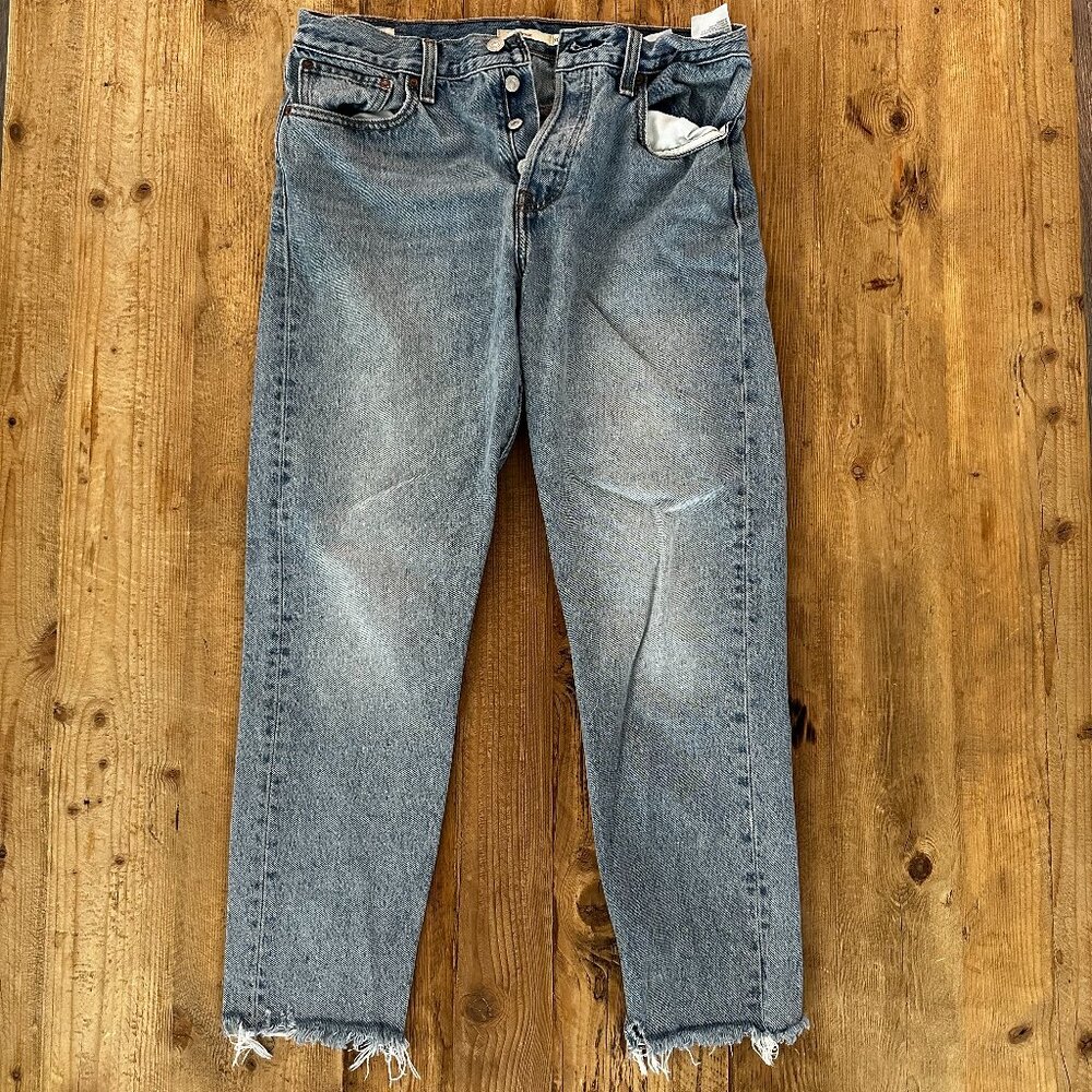 Levi Women's Jeans Wedgie Size 30 High Waist Straight Leg